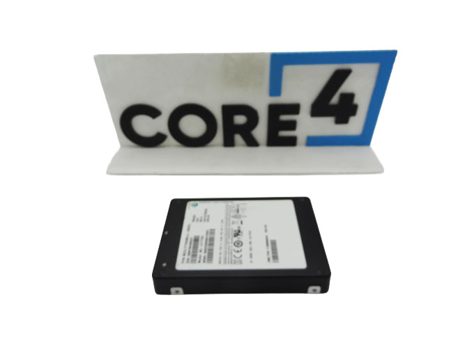 EMC MZILT7T6HMLA-000C3 7.68TB 12Gb/s SAS 2.5 SSD EMC 118000634 MZ-ILT7T6A