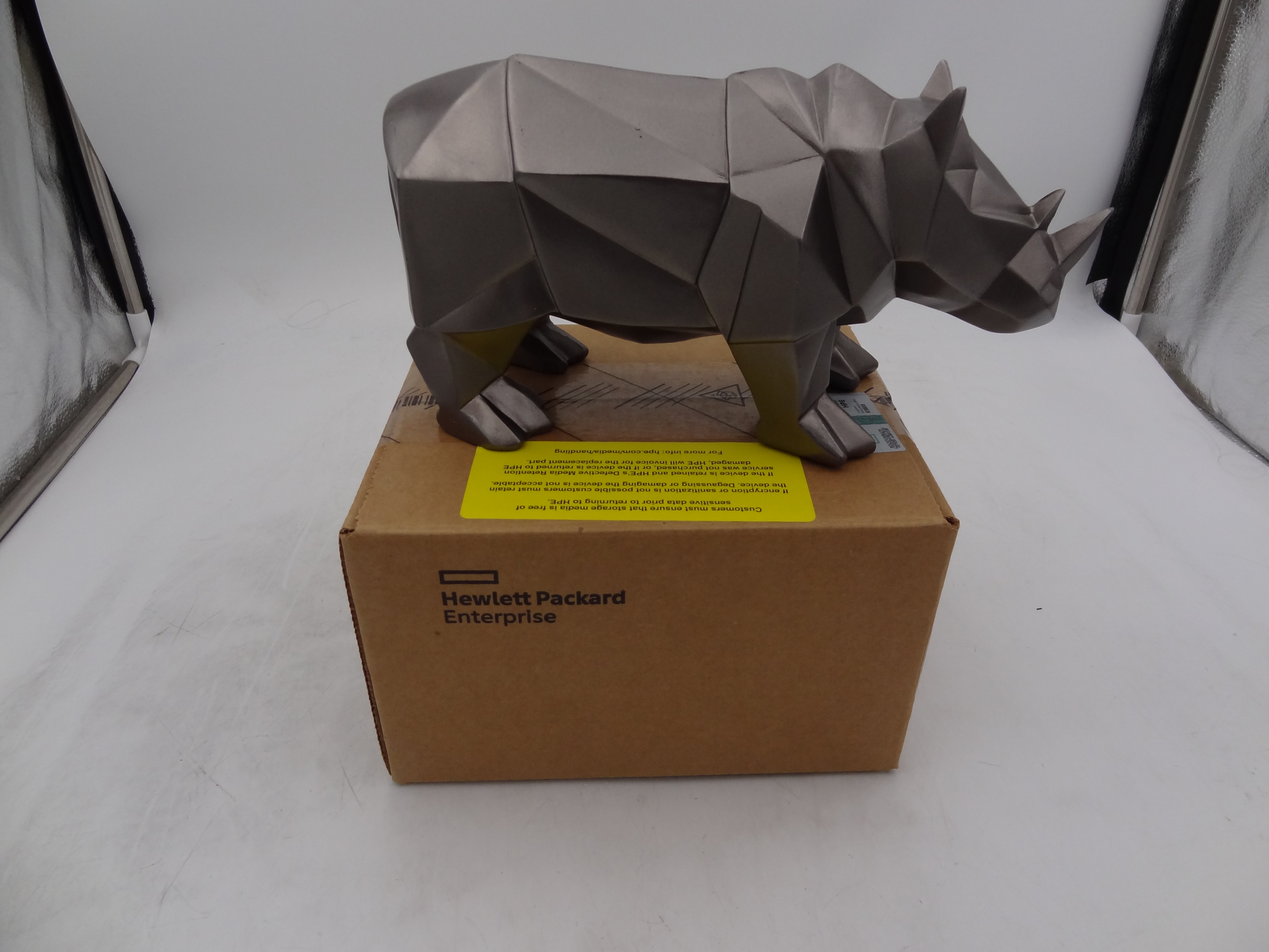 HP P06580-001 HPE 1.6TB SAS 12G MIXED USE SFF SSD