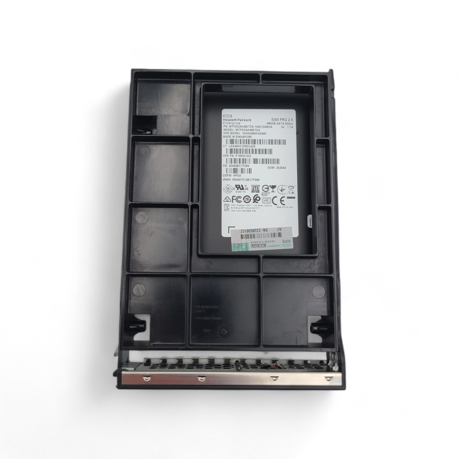 HP P21086-001 HP 480GB SATA 6G RI LFF LPC 3.5 SSD
