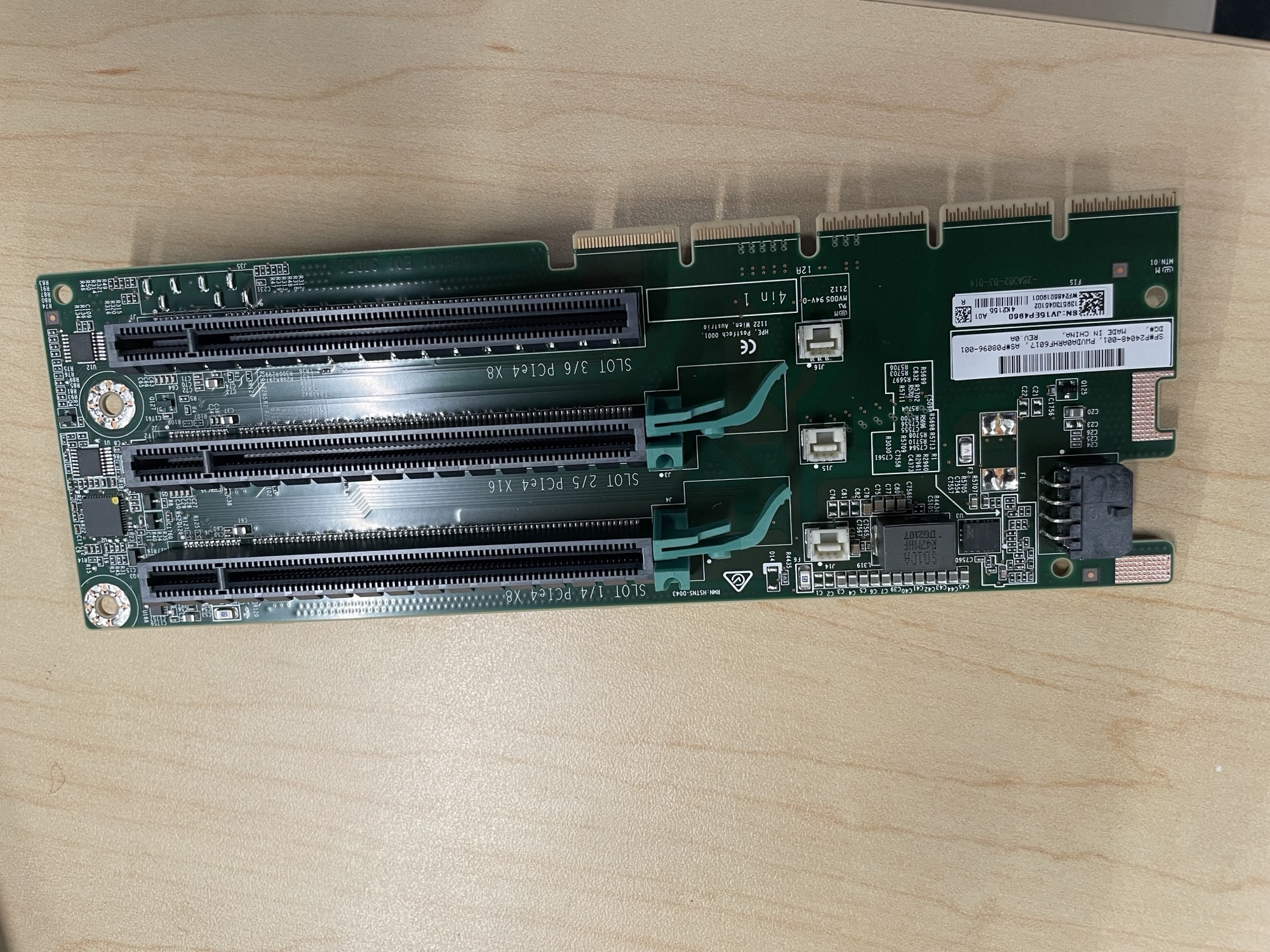 HP P24048-001 2 X16 TRI-MODE RISER BOARD 