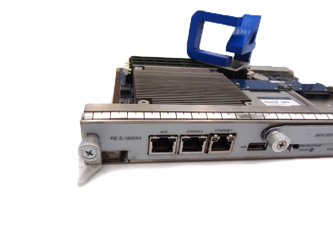 JUNIPER RE-S-1800X4-32G-S JUNIPER RE-S-1800X4-32G-S - ROUTINI