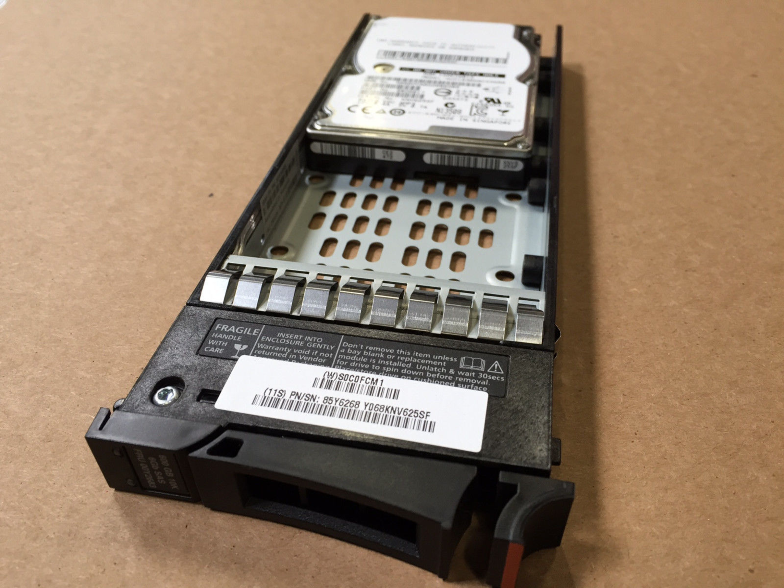 IBM 00Y2683 600GB 10K 2.5インチ ハードドライブ FC 3546 85Y6268 並行輸入品 New 00Y2683 IBM 600-GB 10K 6G 2.5 SAS HDD Wholesale 00Y2683 IBM