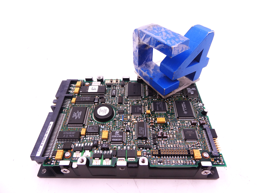 HP RZ26N-W DEC 1.05 SCSI WIDE HARD DISK 