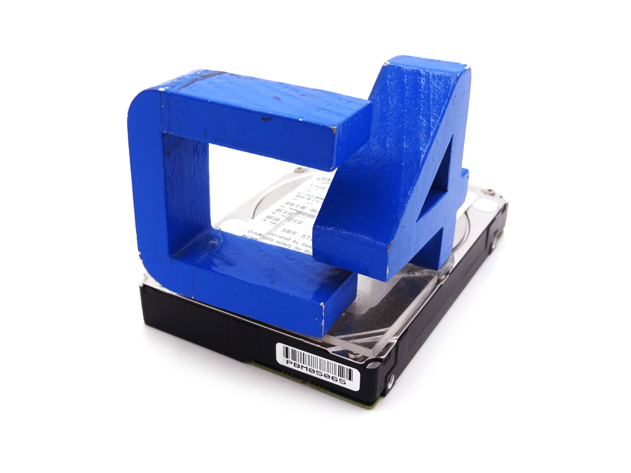 SEAGATE ST2400MM0129 2.4TB 2.5 10K SAS 4KN/512E HDD