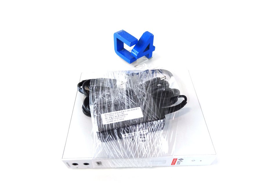 SUN 380-1642 Sun Ray 3 Assembly w/ AC Power Adapter 