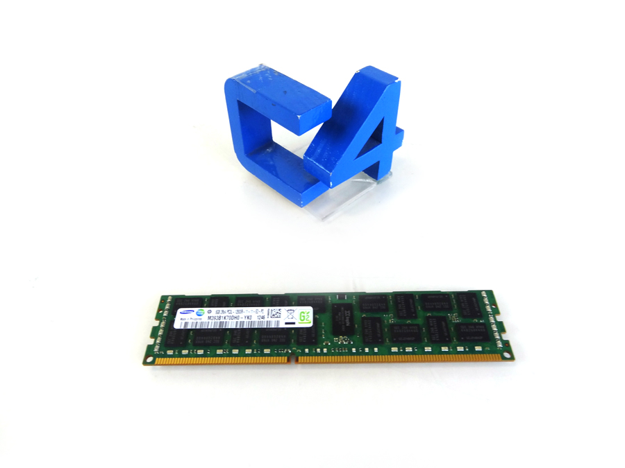 SUN 7020486 8GB DDR3-1600 DIMM, 1.35V