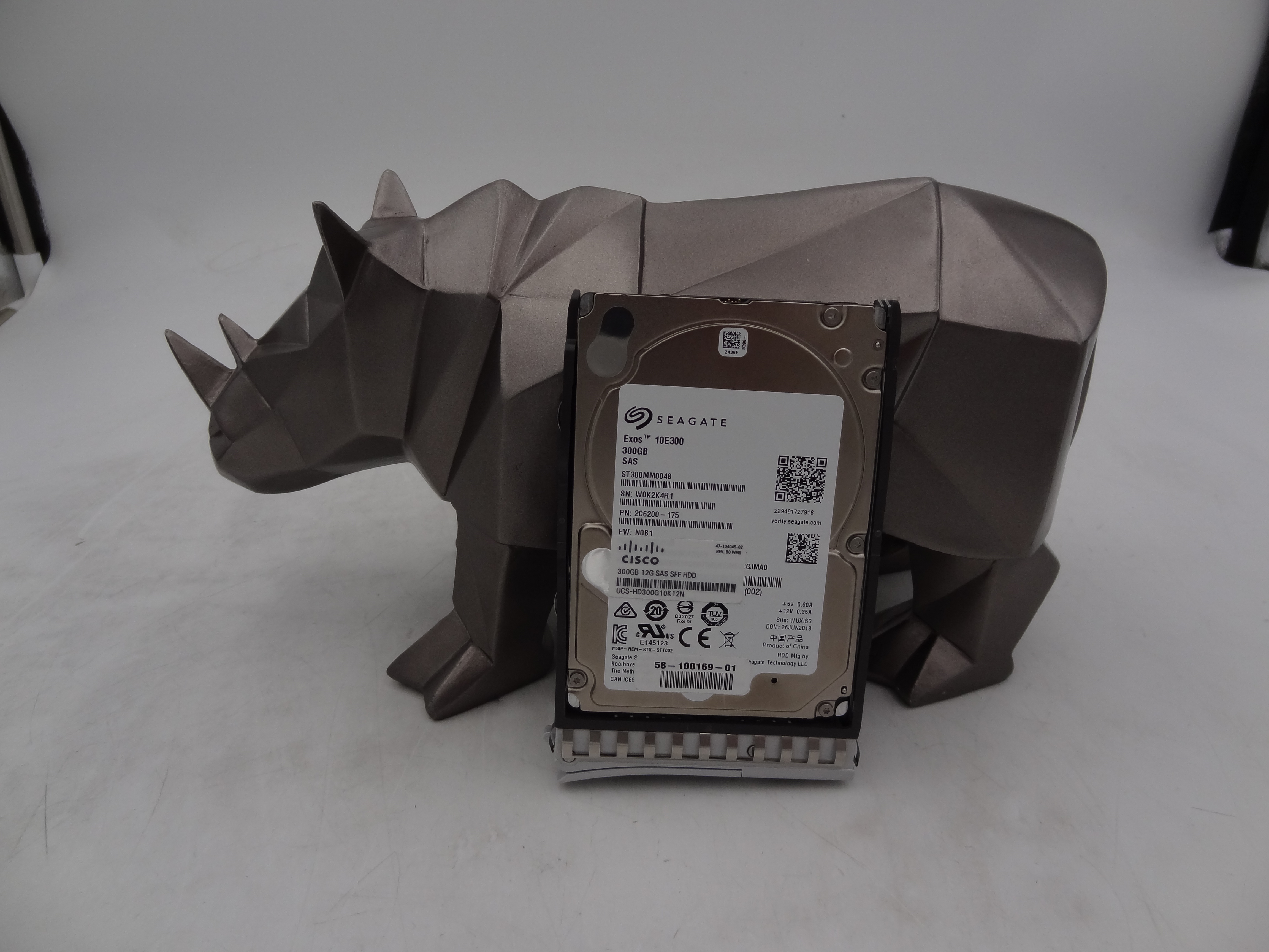 CISCO UCS-HD300G10K12N CISCO  300GB 12GB 10K SAS 2.5 HD