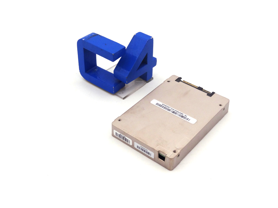 DELL Y2M2R 1.92TB 2.5' MLC SAS RI 12GBS SSD 